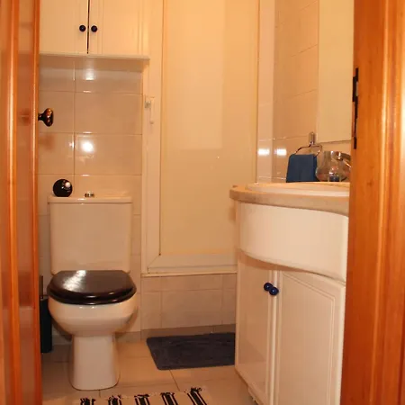 公寓 Schoene In Mit Sonnenterrasse By Interhome 波尔图